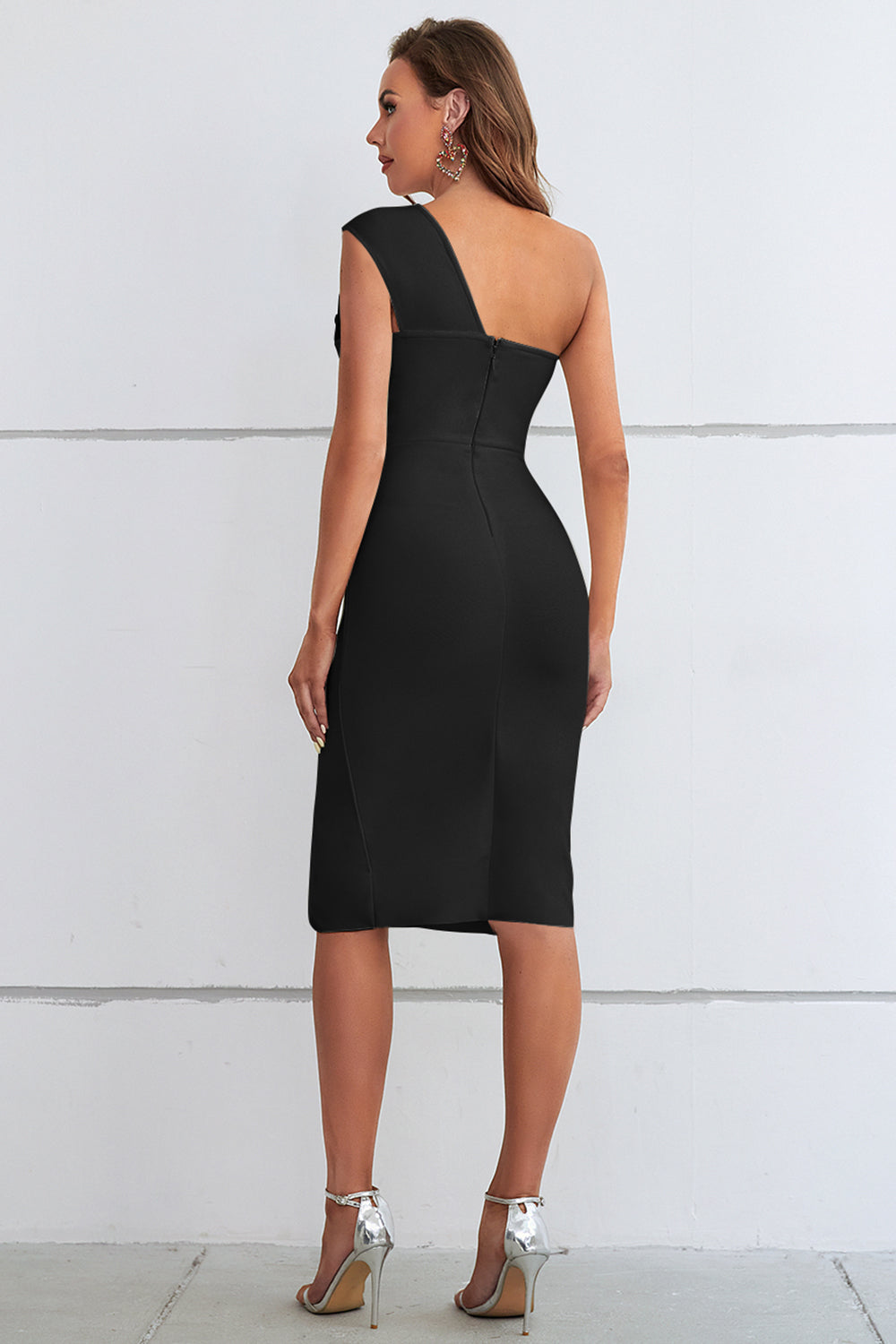 Sesidy Laraine One Shoulder Asymmetric Dress in Black