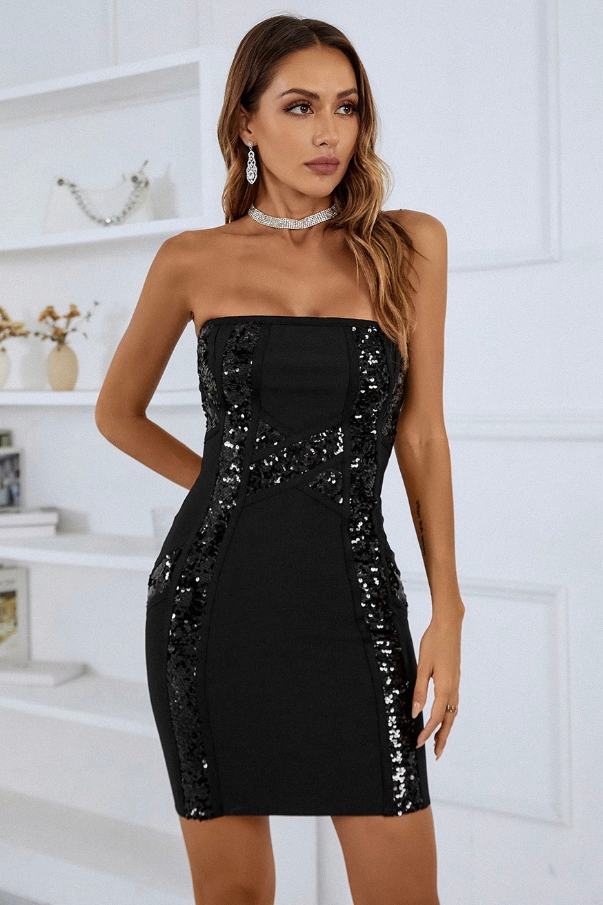 Sesidy Dulcie Off Shoulder Sequin Mini Dress in Black