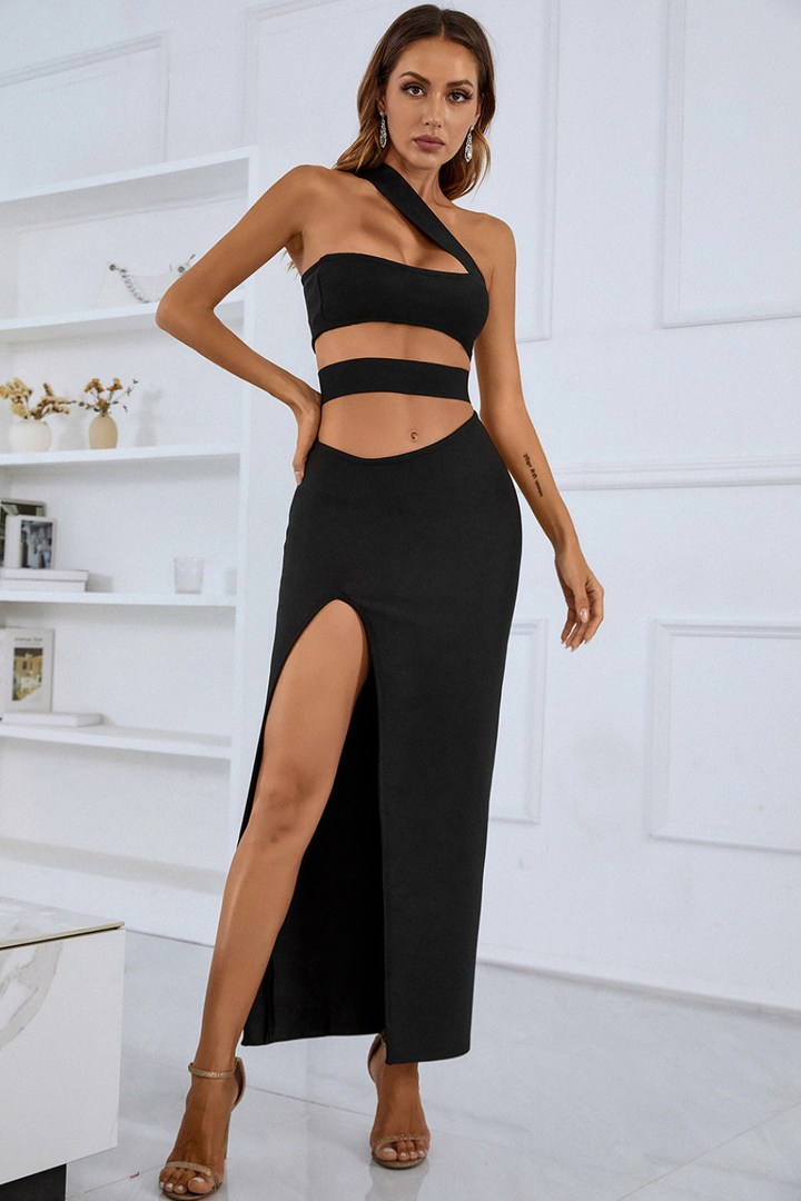 Sesidy Karlow Asymmetric High Slit Dress in Black