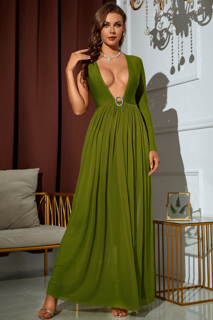 Sesidy Sovah Deep V-Neckline Maxi Dress in Green